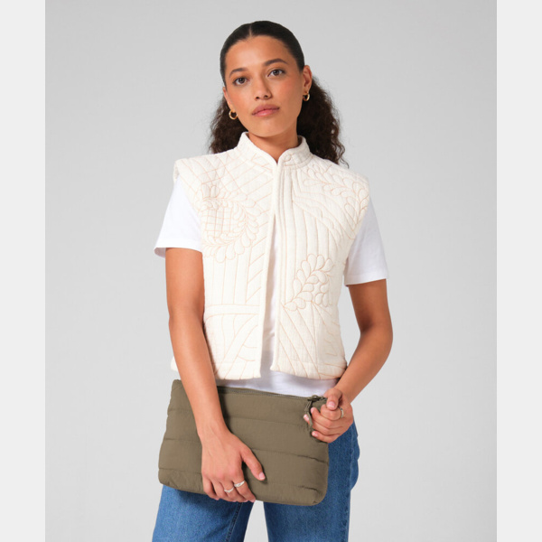 Quilted accessory case Thumbnail